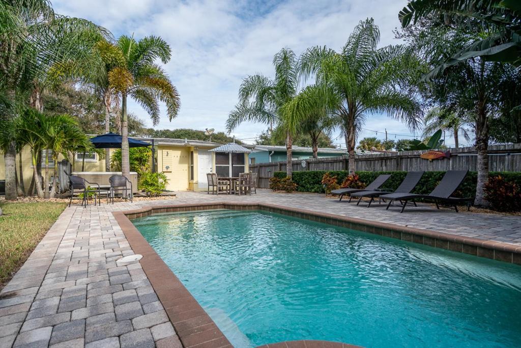 Turtles Nest Pool Home ~ Hot Tub ~ Walking Distance To The Beach - 821 E. 11Th New Smyrna Beach Ngoại thất bức ảnh